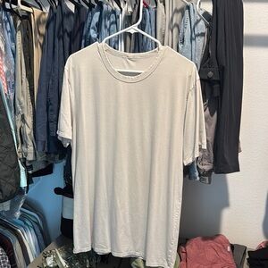 Lululemon fundamental T shirt